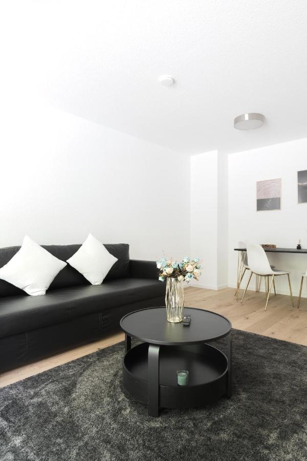 Grosse Gemutliche Wohnung Mit Waldblick Cologne Exterior photo