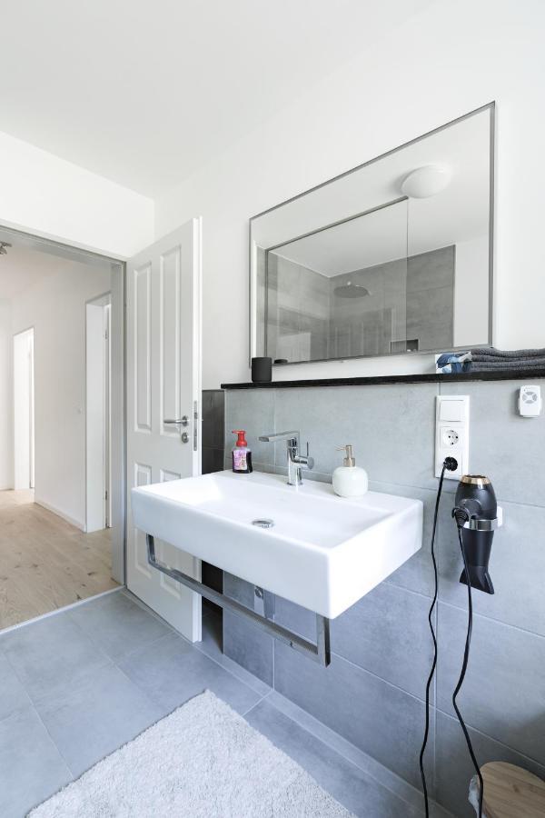 Grosse Gemutliche Wohnung Mit Waldblick Cologne Exterior photo